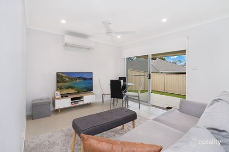 Property photo of 2/10 Croft Close Thornton NSW 2322