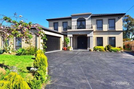 52 Willow Ave, Glen Waverley, VIC 3150