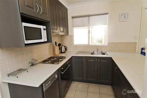 Property photo of 13 Lakes Crescent South Yunderup WA 6208