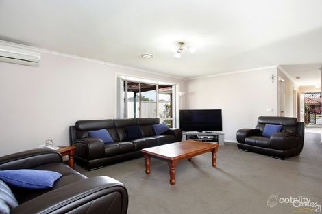 Property photo of 28 Hennessy Way Dandenong North VIC 3175