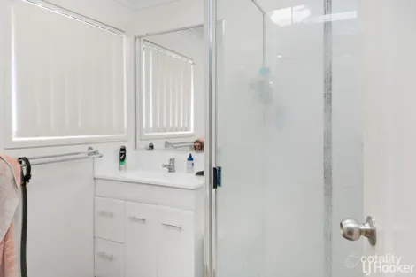 Property photo of 42 Joseph Street Gracemere QLD 4702