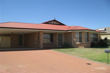 Property photo of 28 Iduna Road Wandina WA 6530