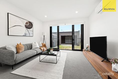 Property photo of 2 McKechnie Street St Albans VIC 3021