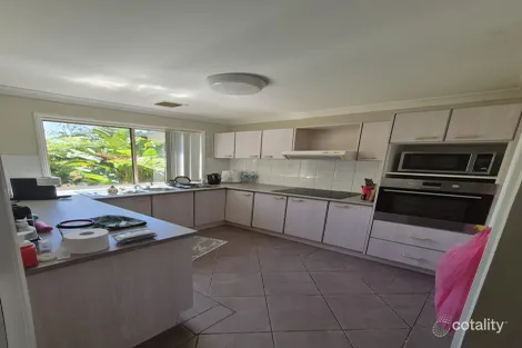 Property photo of 9 Allen Place Menai NSW 2234