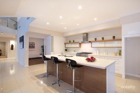 Property photo of 30 Hughes Avenue Main Beach QLD 4217