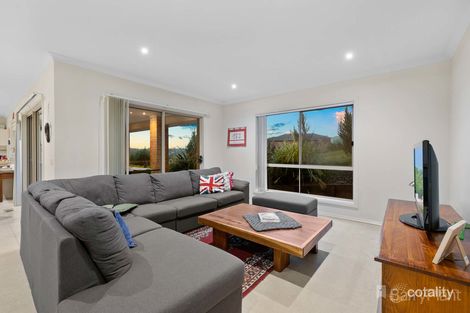 Property photo of 7 Manallack Lane Drouin VIC 3818