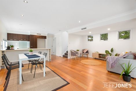 Property photo of 3/35 Rutland Street Coorparoo QLD 4151