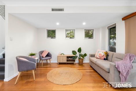 Property photo of 3/35 Rutland Street Coorparoo QLD 4151