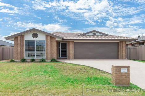 25 Woodhurst St, Largs, NSW 2320