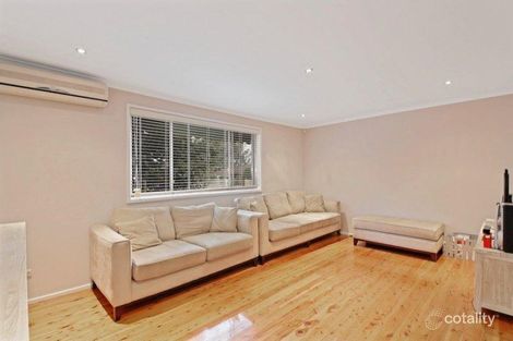 Property photo of 5 Hovea Place Macquarie Fields NSW 2564