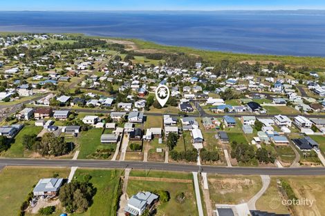 18 Curlew Tce, River Heads, QLD 4655