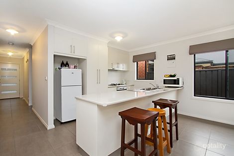 Property photo of 2/27 Stanley Street Wallan VIC 3756