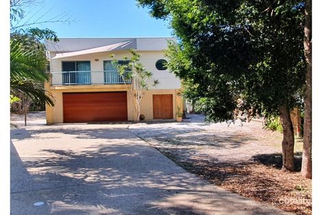 Property photo of 20 Orania Road Rainbow Beach QLD 4581
