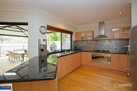 Property photo of 32 Plumosa Mews Duncraig WA 6023