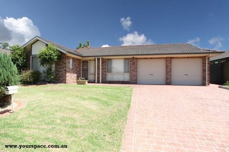17 Lacy Pl, Mount Annan, NSW 2567