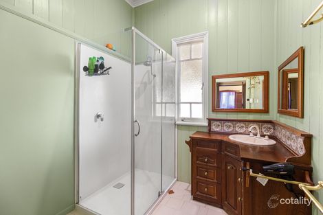 Property photo of 6 Cathro Street Rockville QLD 4350