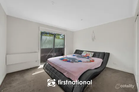 Property photo of 30/2 Sanoma Drive Skye VIC 3977