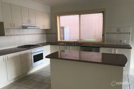 Property photo of 33 Feathertop Chase Burwood East VIC 3151