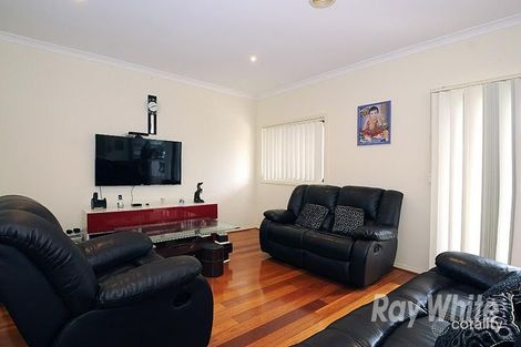 Property photo of 2/161 Gladstone Road Dandenong North VIC 3175