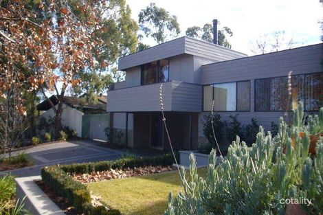 Property photo of 32 Osburn Drive Macgregor ACT 2615