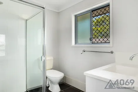 Property photo of 6 Regency Crescent Moggill QLD 4070