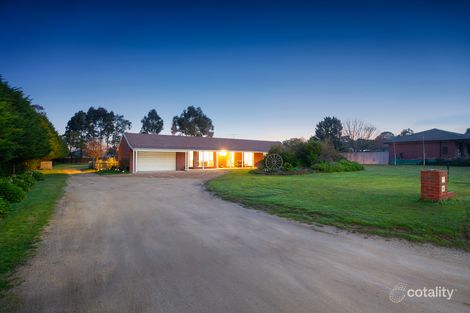 Property photo of 25 Newnham Drive Romsey VIC 3434