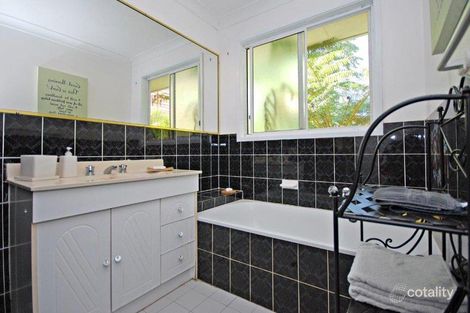 Property photo of 32 Peninsula Drive Bilambil Heights NSW 2486