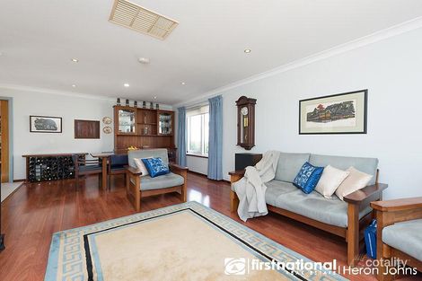 Property photo of 3 Dyson Close Leeming WA 6149