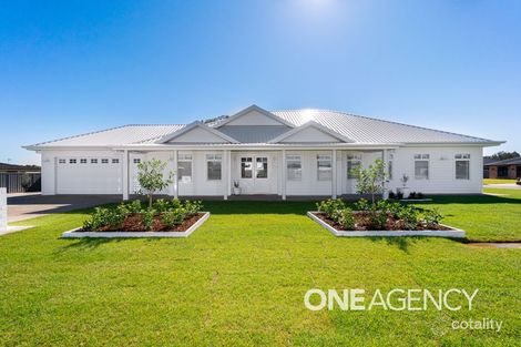 Property photo of 2 Lakesend Place Lake Albert NSW 2650