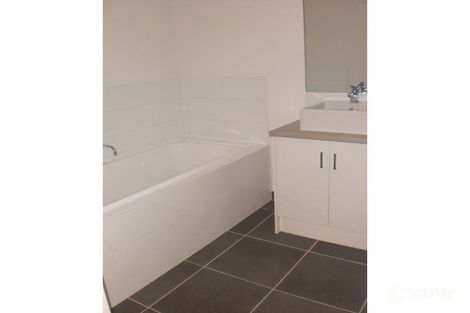 Property photo of 8 Bernard Street Doreen VIC 3754