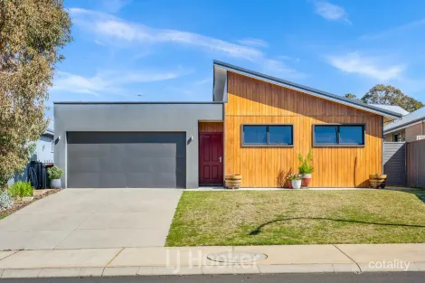 42 Martingale Dr, Dunsborough, WA 6281