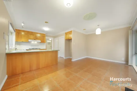 Property photo of 5 Patton Lane Hoppers Crossing VIC 3029