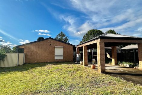 Property photo of 1 Paper Bark Place Macquarie Fields NSW 2564
