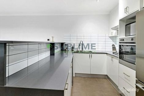 Property photo of 402F/13-19 Princes Highway St Peters NSW 2044