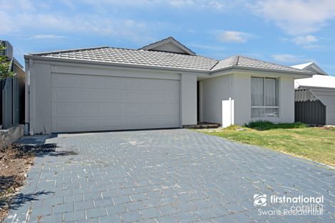 37 Tramontane App, Dayton, WA 6055