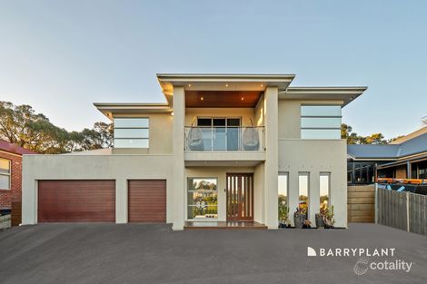 26 North Hidden Valley Cct, Beaconsfield, VIC 3807