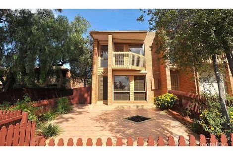 1/37 Ballarat Rd, Footscray, VIC 3011