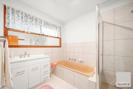 Property photo of 3 Bellevue Drive Keilor Downs VIC 3038