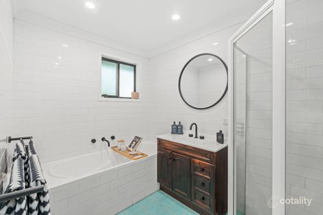 Property photo of 22 Yarto Close Kincumber NSW 2251