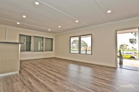 Property photo of 212 Blair Street Dallas VIC 3047