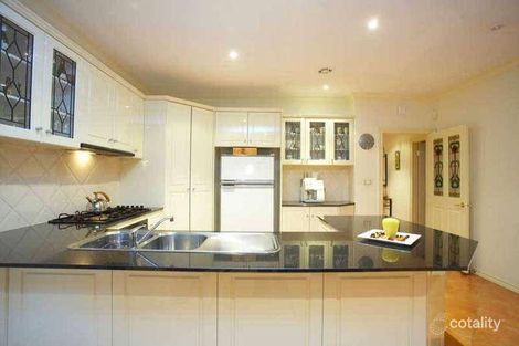 Property photo of 52 Glastonbury Circuit Point Cook VIC 3030