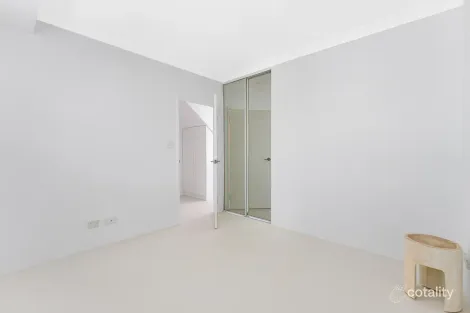 Property photo of 30/103-105 Francis Street Northbridge WA 6003