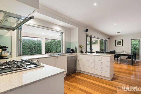 Property photo of 17 Dromana Avenue Bentleigh East VIC 3165