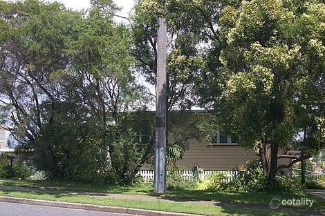 50 Redwood St, Stafford Heights, QLD 4053
