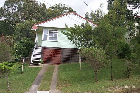 26 Kendale St, Stafford Heights, QLD 4053