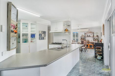 Property photo of 6 Bowerbird Avenue Eli Waters QLD 4655