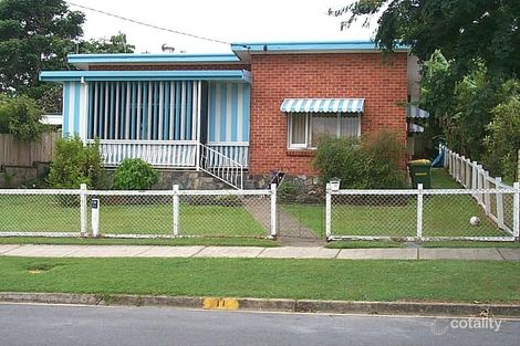 11 Allden Ave, Labrador, QLD 4215