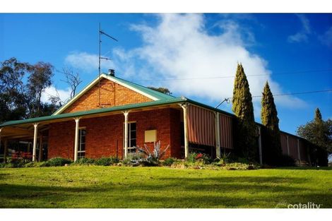 34 Billabong St, Walbundrie, NSW 2642