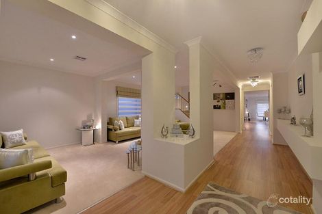 Property photo of 12 Burnham Crescent Keysborough VIC 3173
