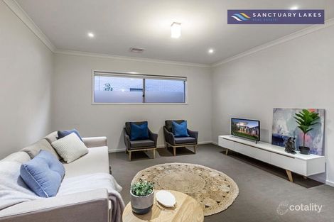 Property photo of 18 Outrigger Court Point Cook VIC 3030